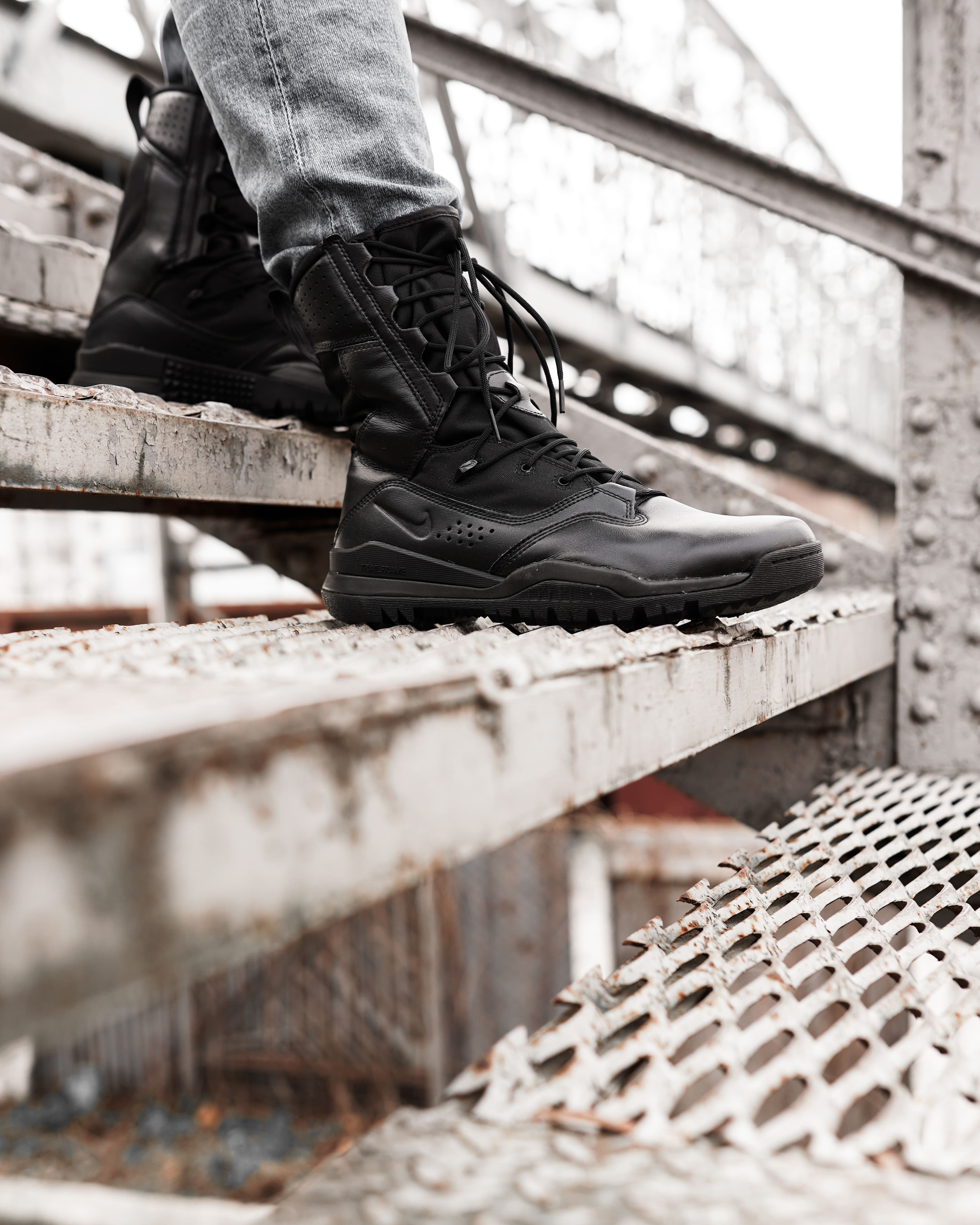 Черевики Nike SFB FIELD 2 8 Чоловіча р.45.5 Чорний