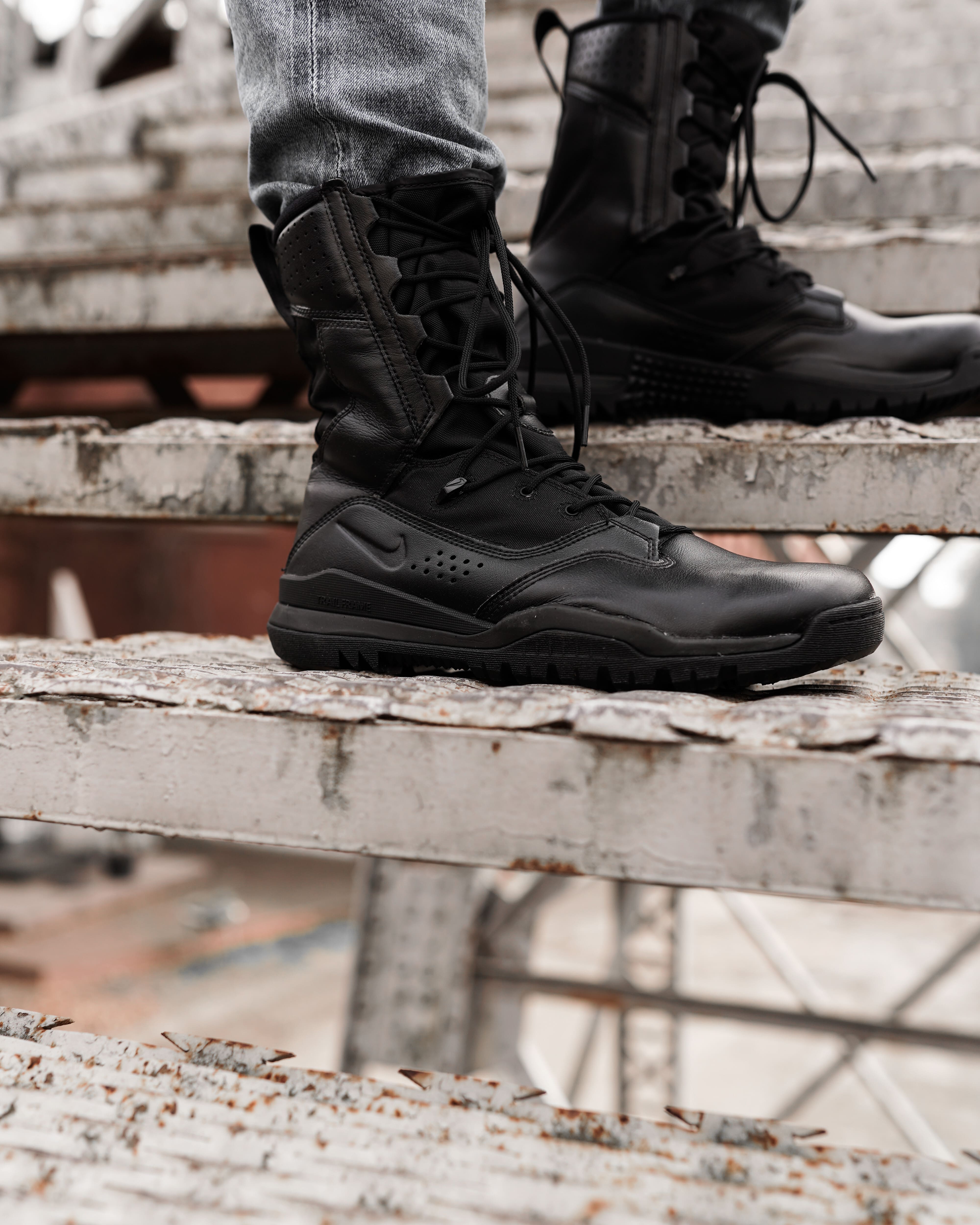 Черевики Nike SFB FIELD 2 8 Чоловіча р.45.5 Чорний
