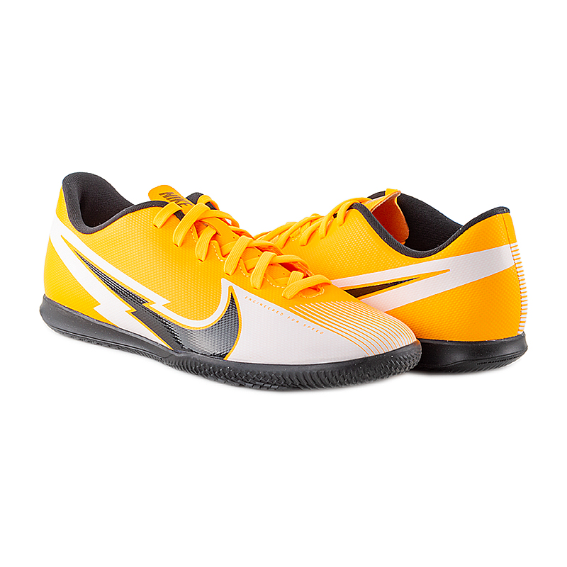 Бутси Nike Mercurial Vapor 13 Club IC Унісекс р.47.5 Жовтий