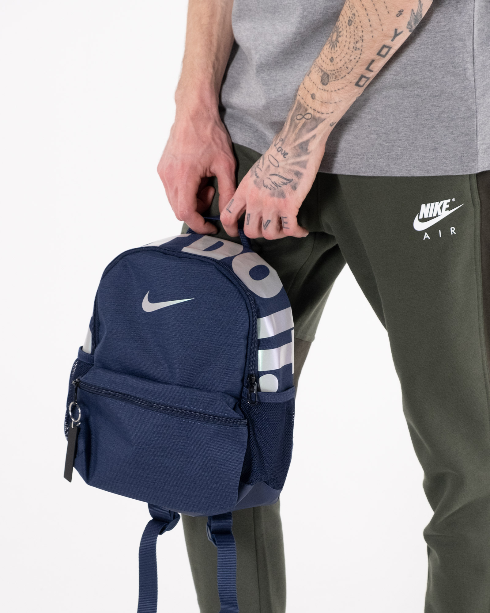 Рюкзак Nike Y NK BRSLA JDI MINI BKPK Унісекс дитячий (8-15) р.MISC