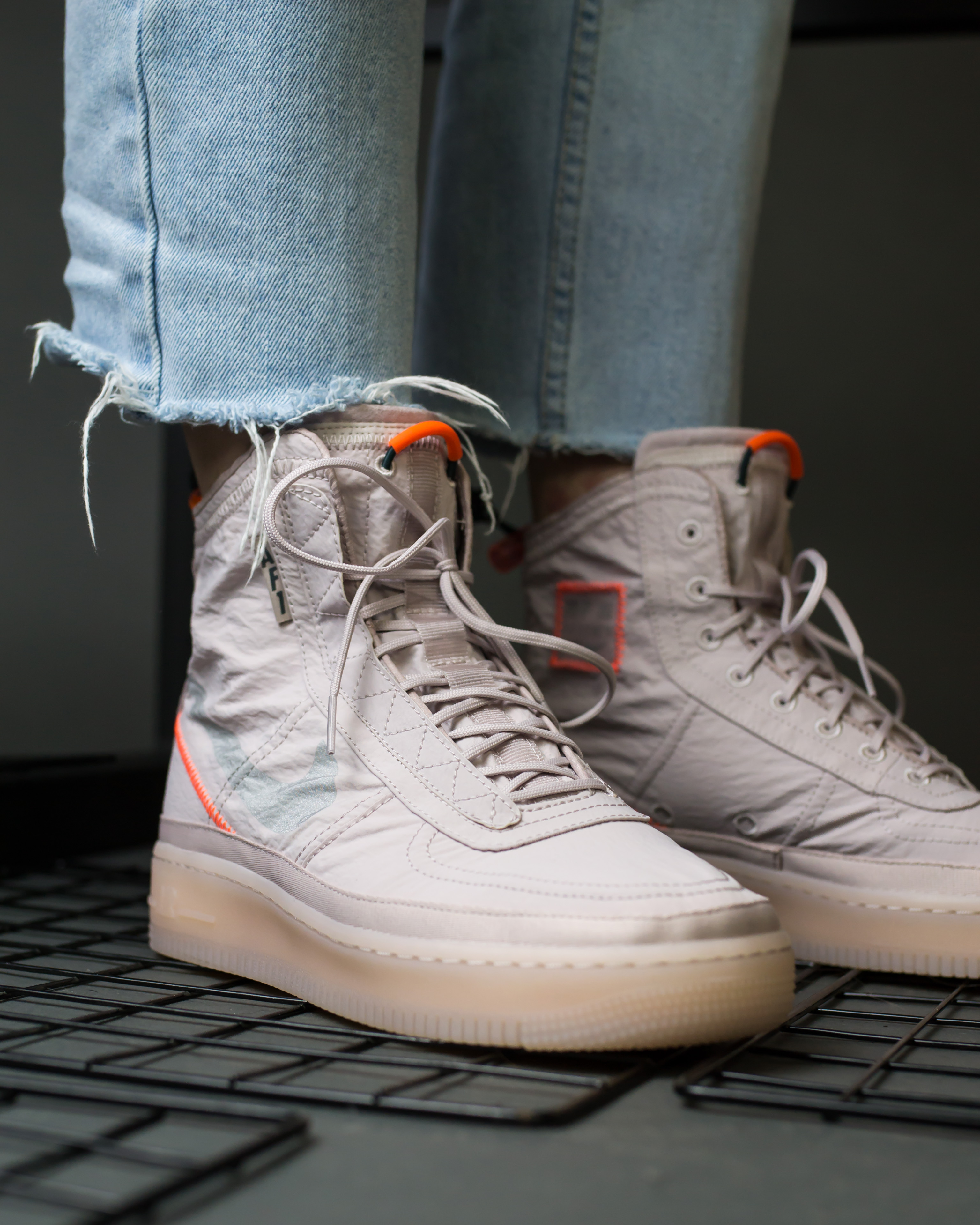 Кросівки Nike Air Force 1 Shell Жінки р.35.5 Бежевий