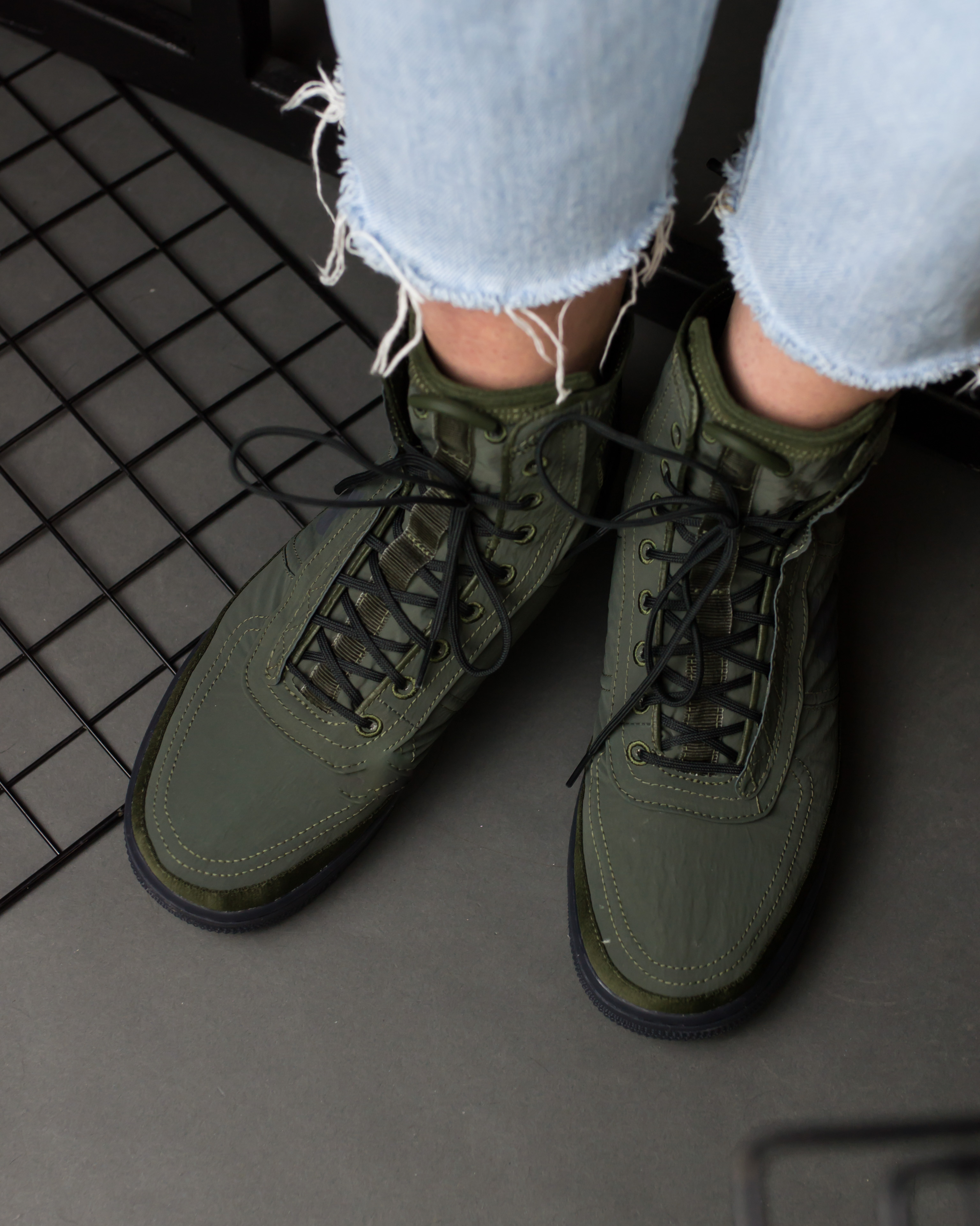 Кросівки Nike Air Force 1 Shell Жіноча р.35.5 Зелений