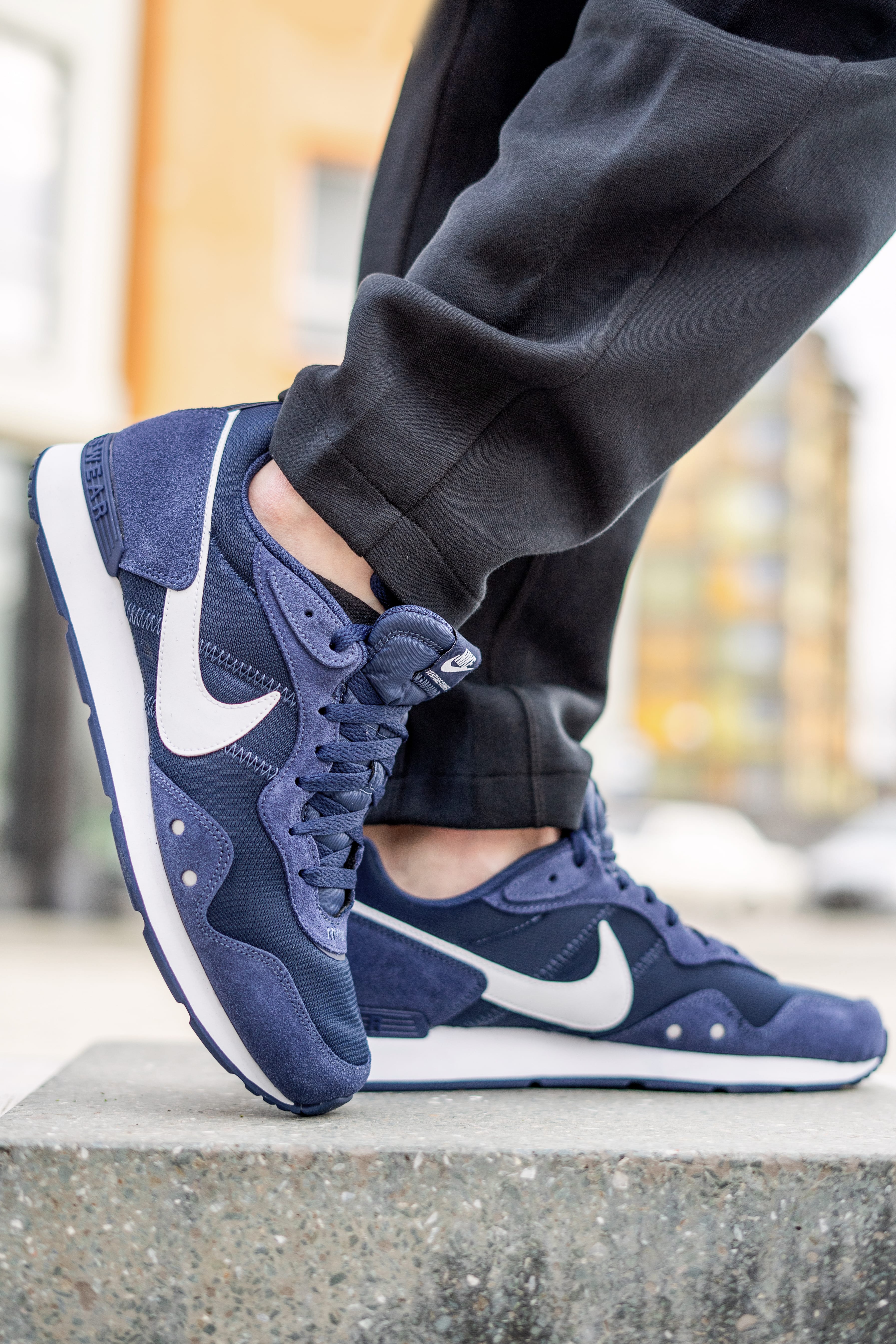 Кросівки Nike VENTURE RUNNER Чоловіча р.42.5 Синій/Білий