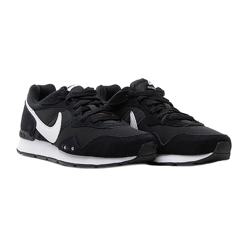 Кросівки Nike Venture Runner Жіноча р.38.5 Білий/Чорний