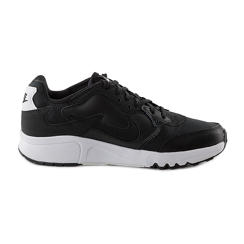 Кросівки Nike Atsuma Жінки р.39 Чорний