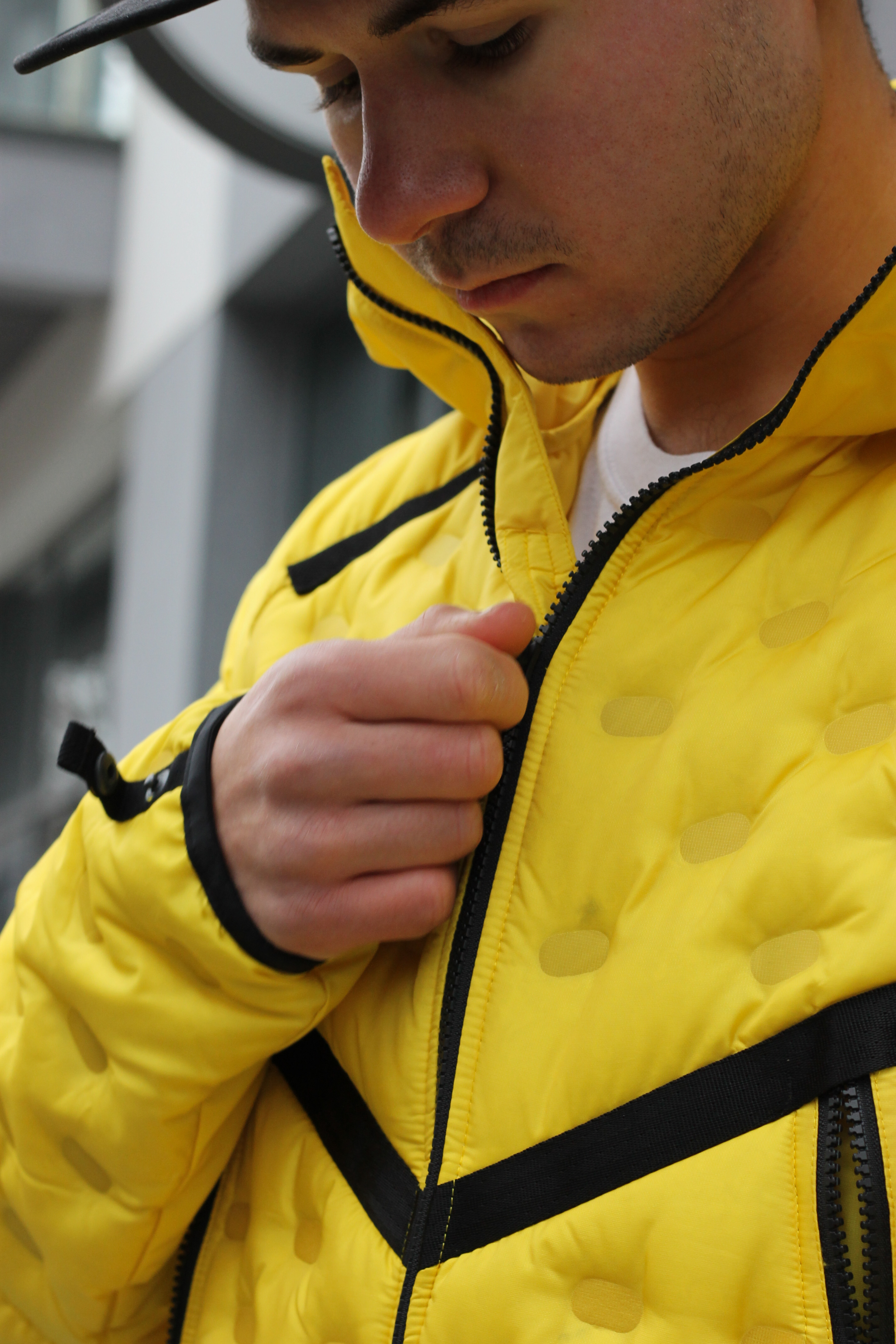 Куртка Nike M NSW TCH PCK DWN FILL JKT HD Чоловіча р.S Коричневий