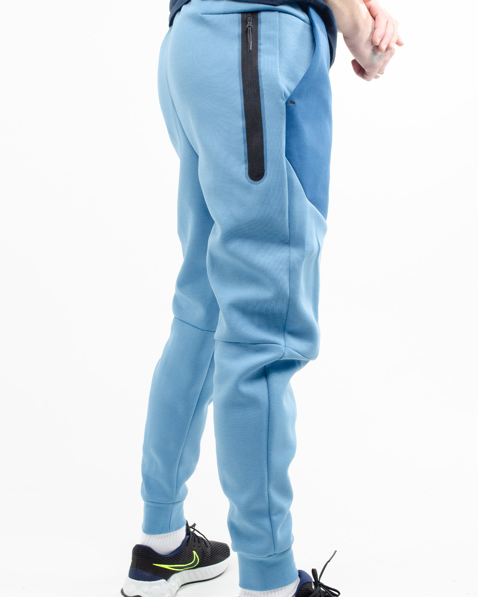 Брюки Nike M NSW TCH FLC JGGR Чоловіча р.M