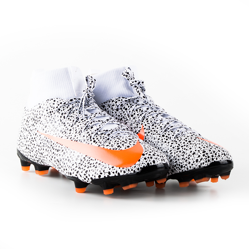Бутси Nike JR SUPERFLY 7 ACADEMY CR7 FGMG Унісекс (8-15) р.38.5