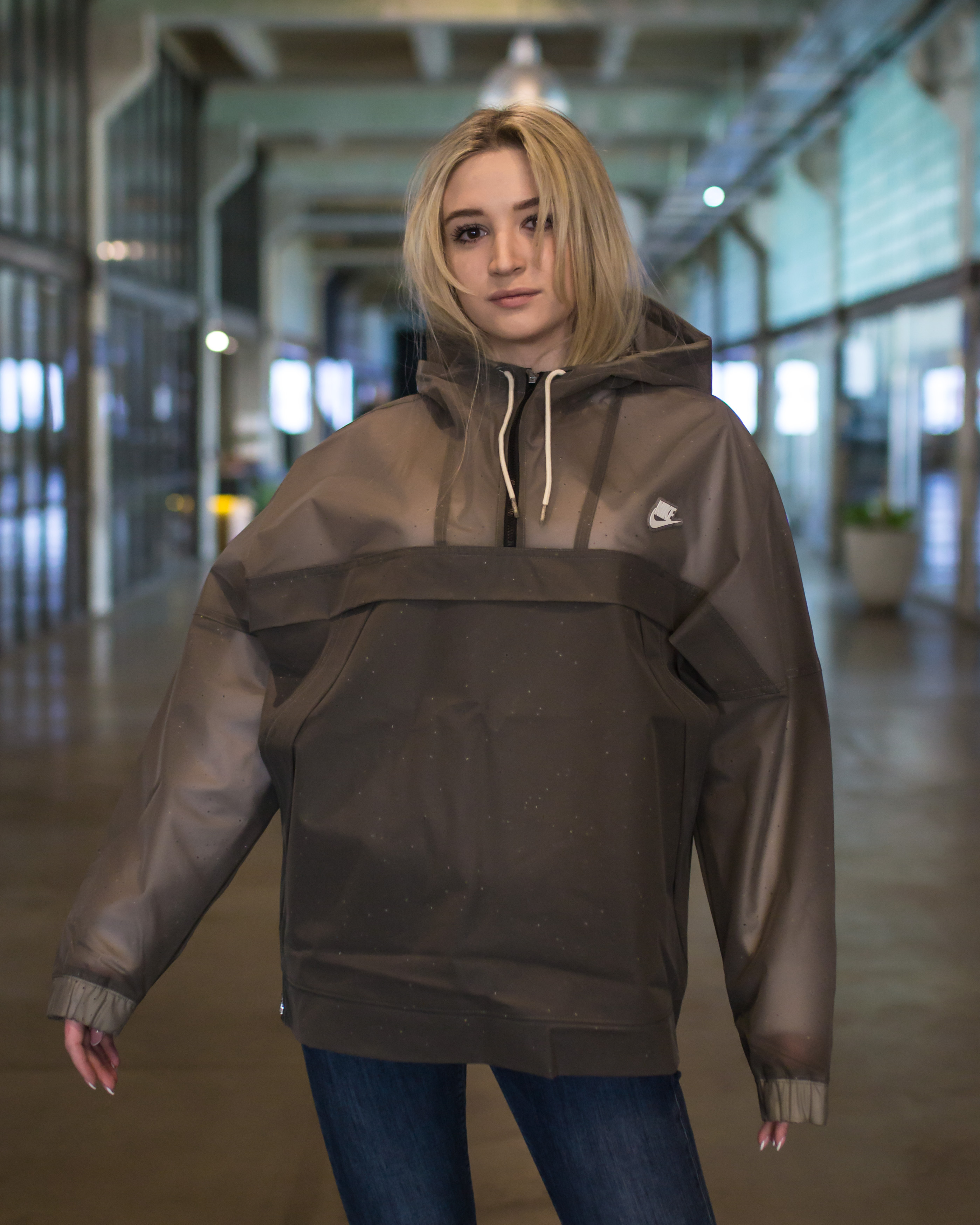 Толстовка Nike W NSW JKT ANRK TRPNT EARTH DAY Жінки р.XS Комбінований