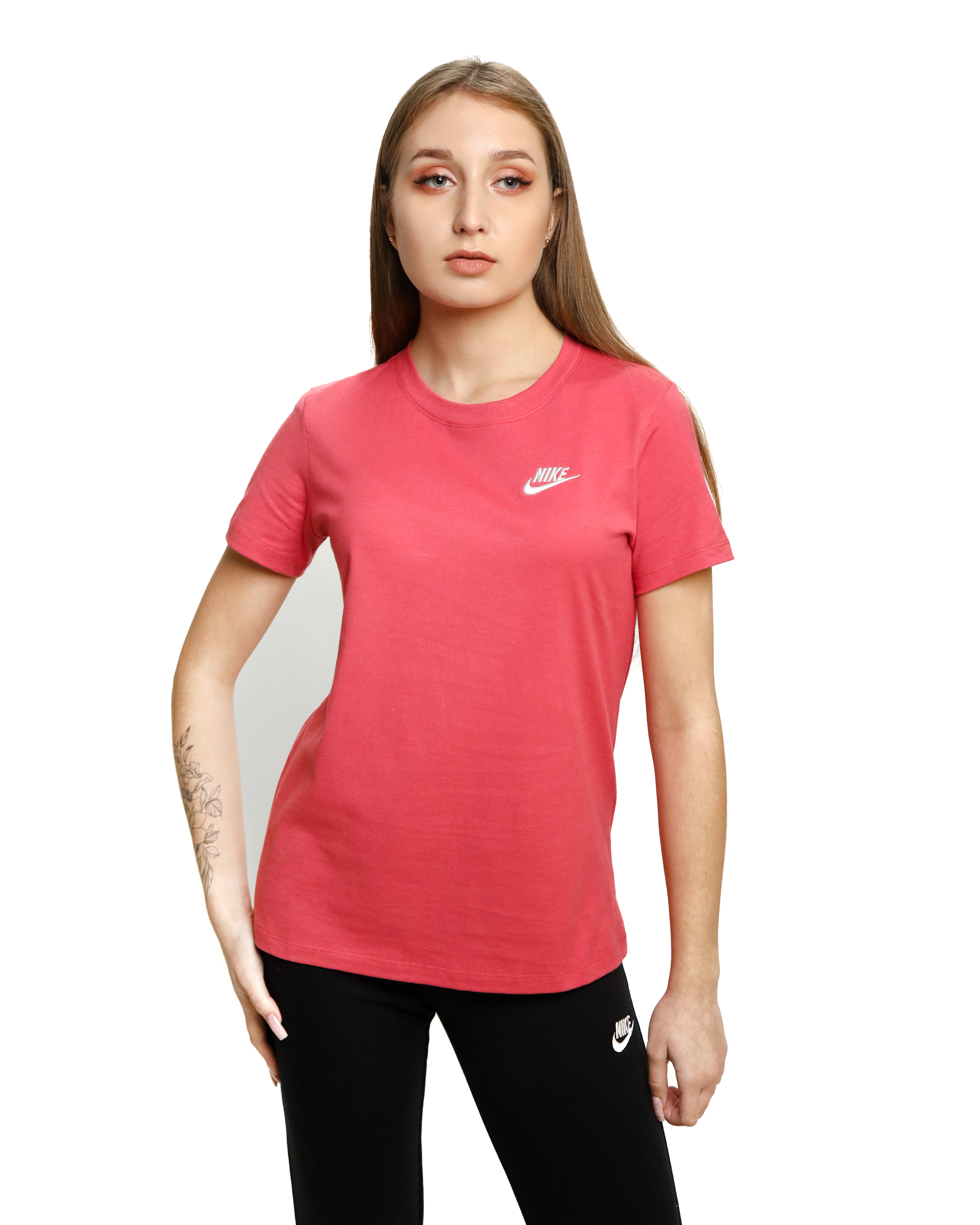 Футболка Nike W NSW CLUB TEE Жіноча р.XS