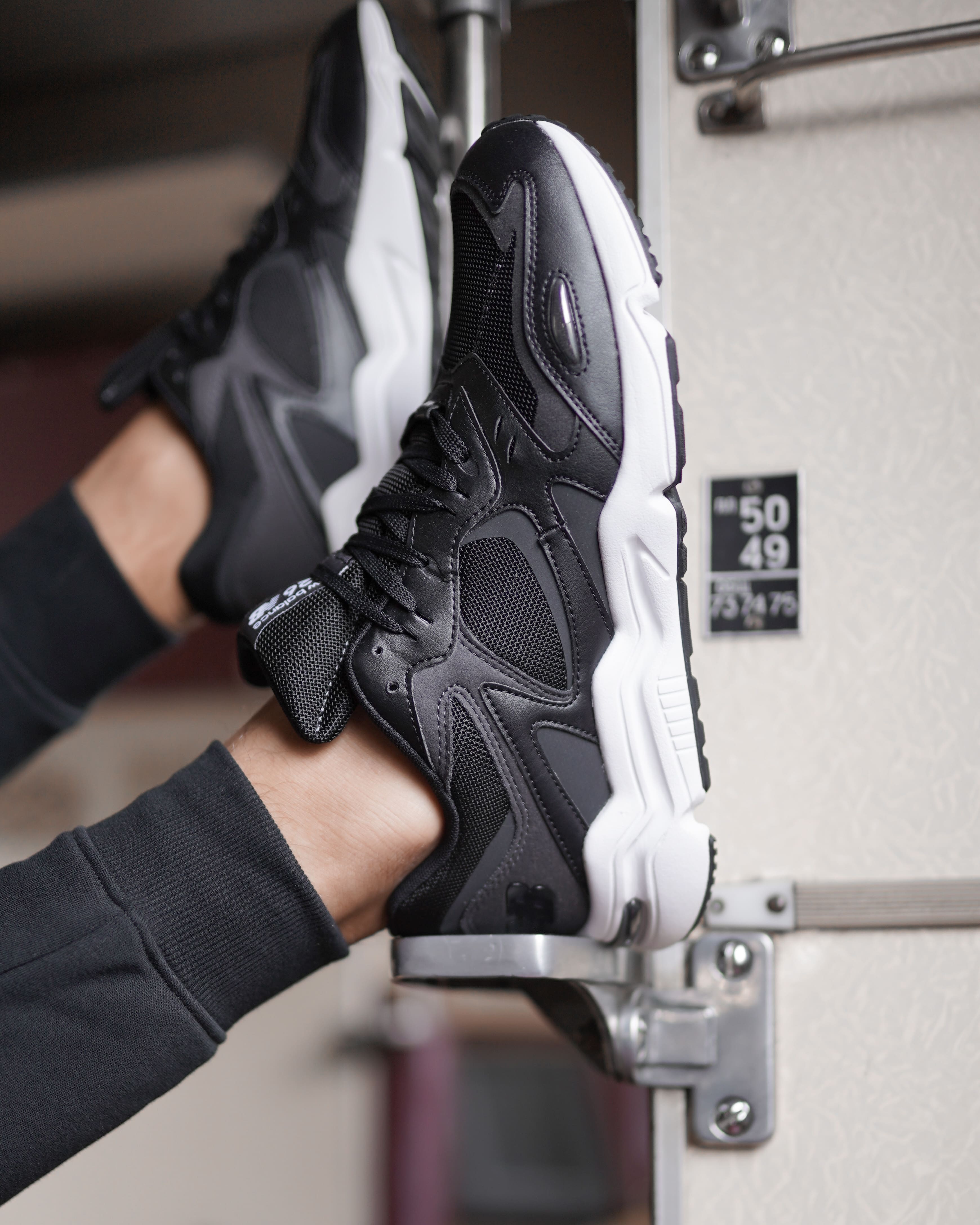 Кросівки New Balance NB 426 Чоловіча р.42 Чорний