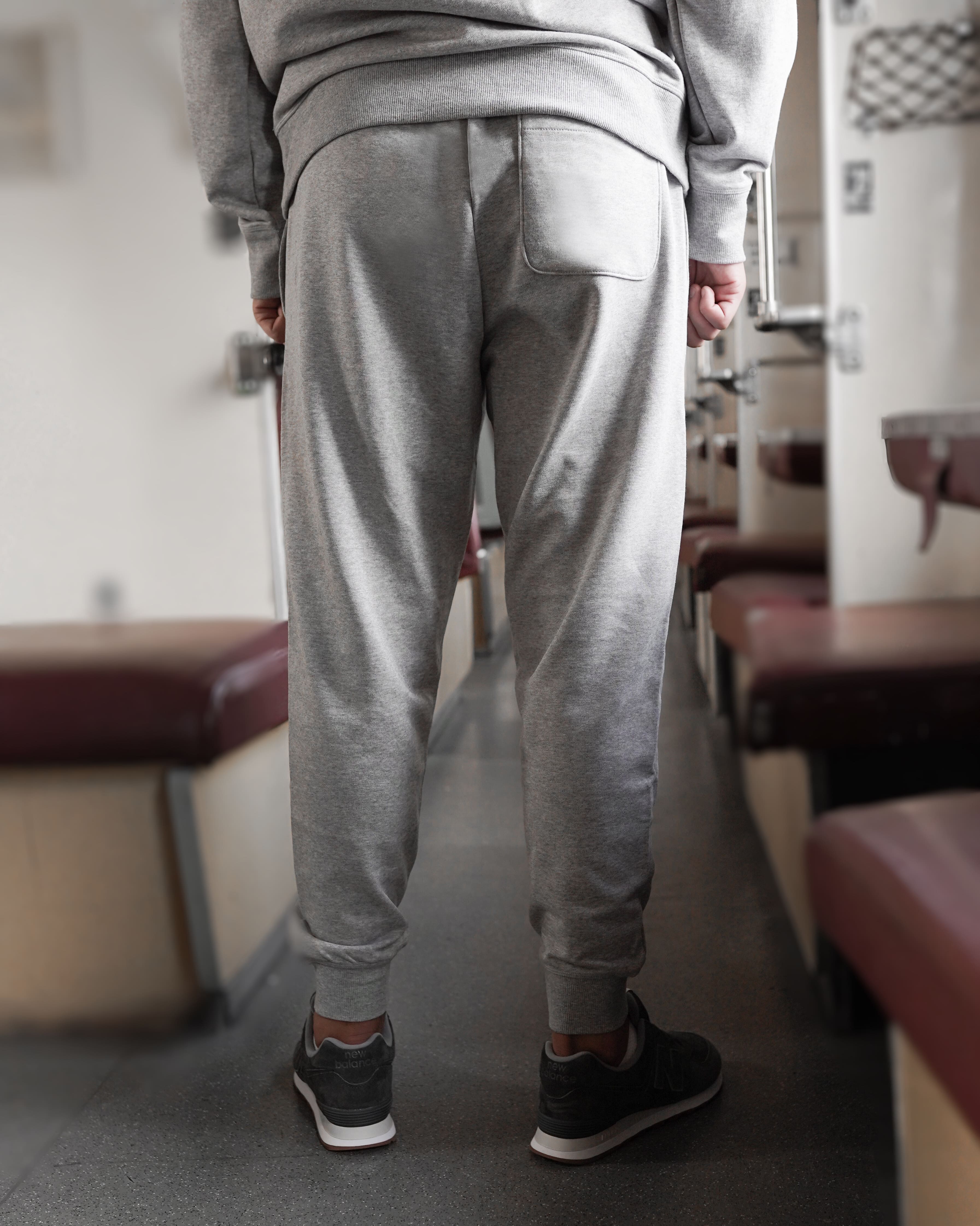 Брюки New Balance NB ESSENTIALS STACKED LOGO Чоловіча р.L
