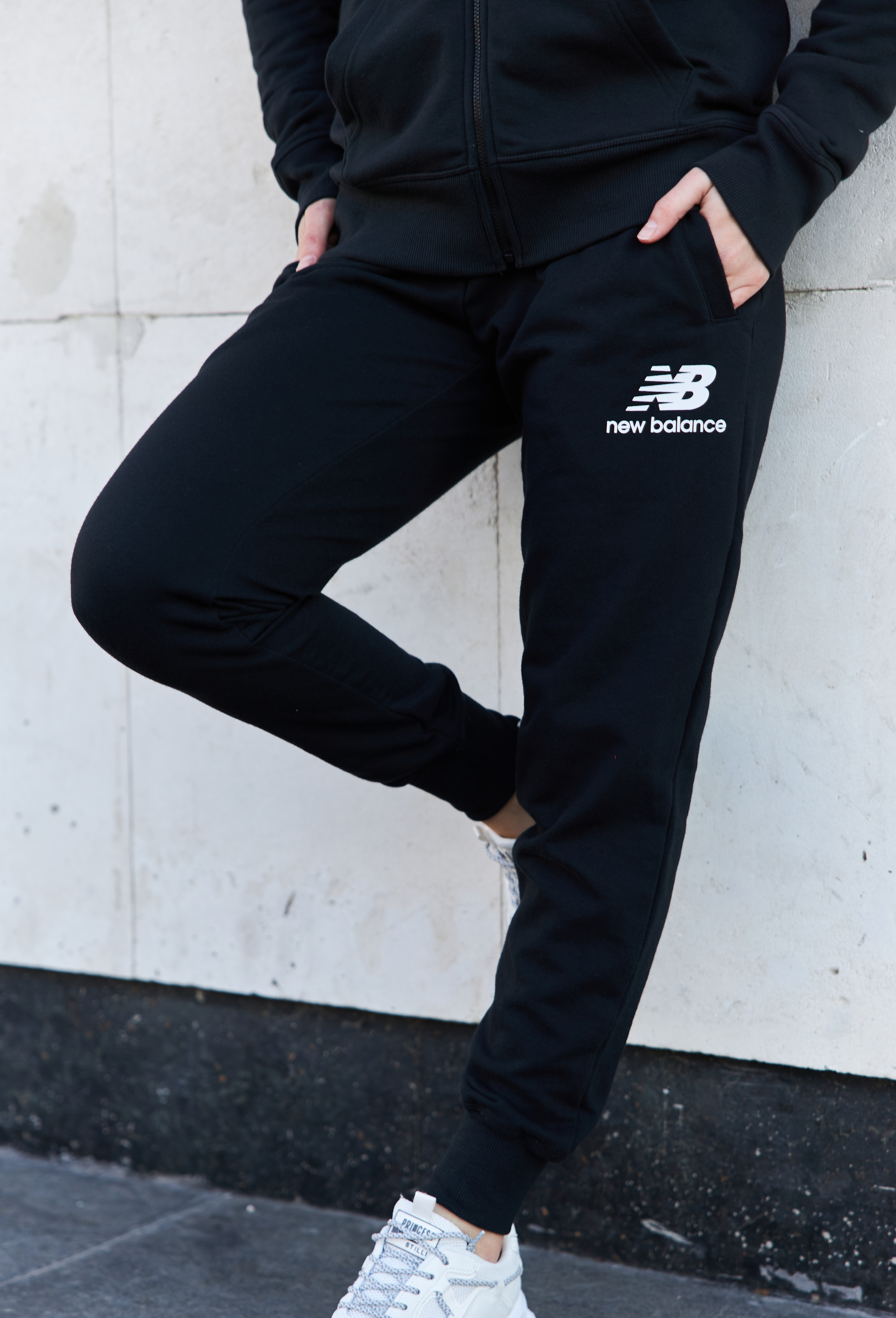 NB Ess FT Жіноча р.XS Чорний