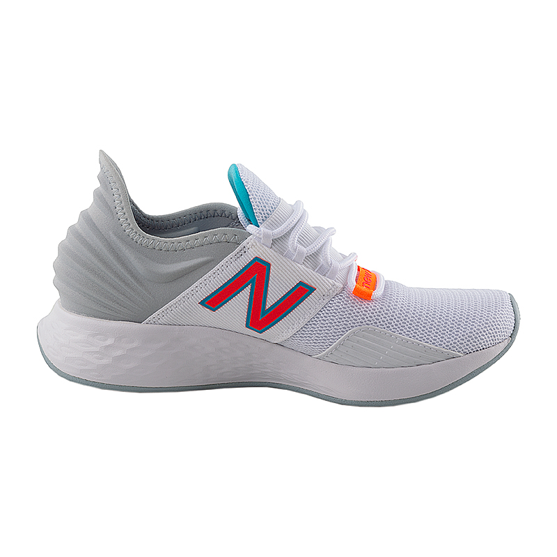 Кросівки New Balance Fresh Foam Roav Жіноча р.37.5 Сірий/Білий