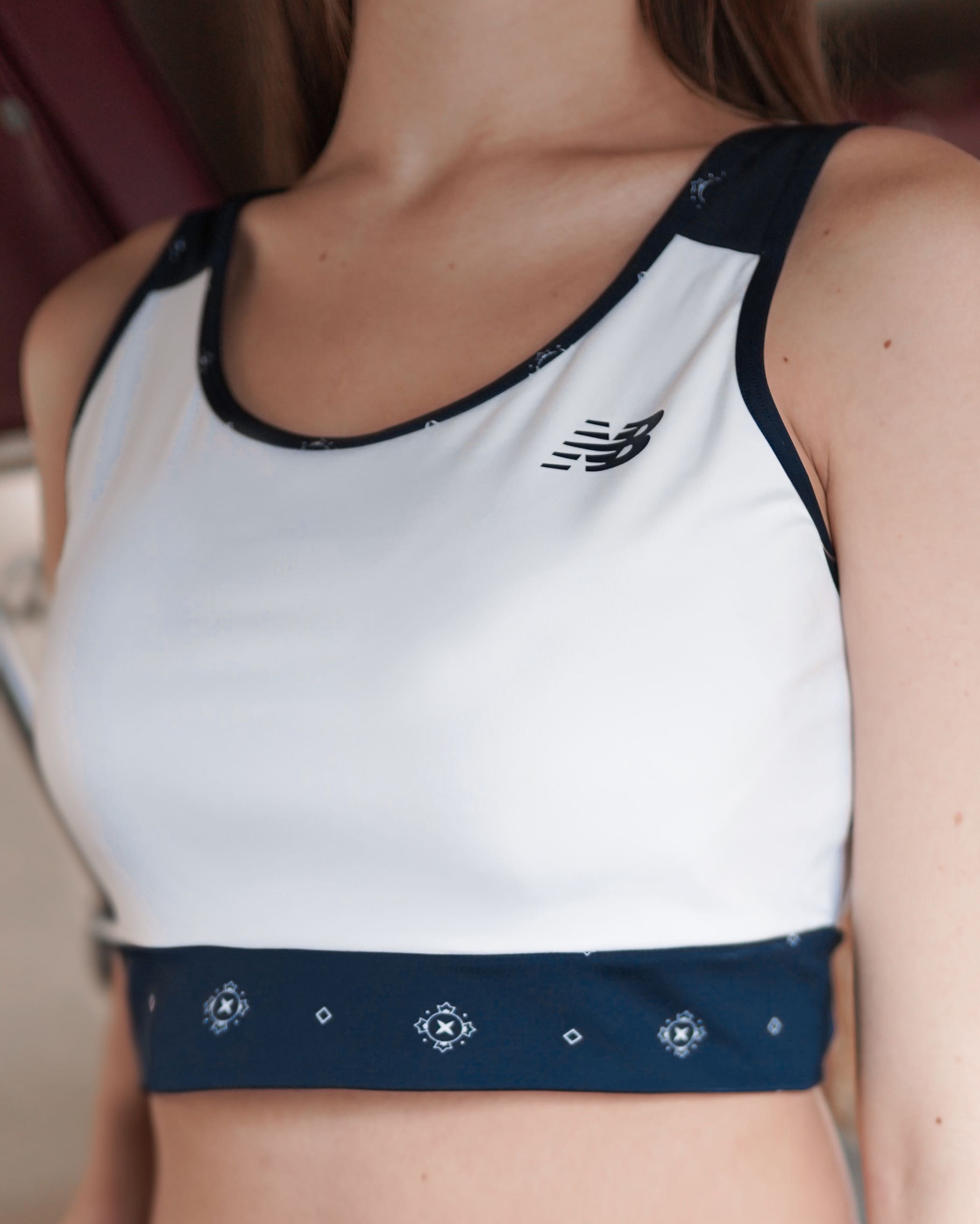 Топ New Balance NB ACHIEVER BANDANA Жінки р.M Комбінований