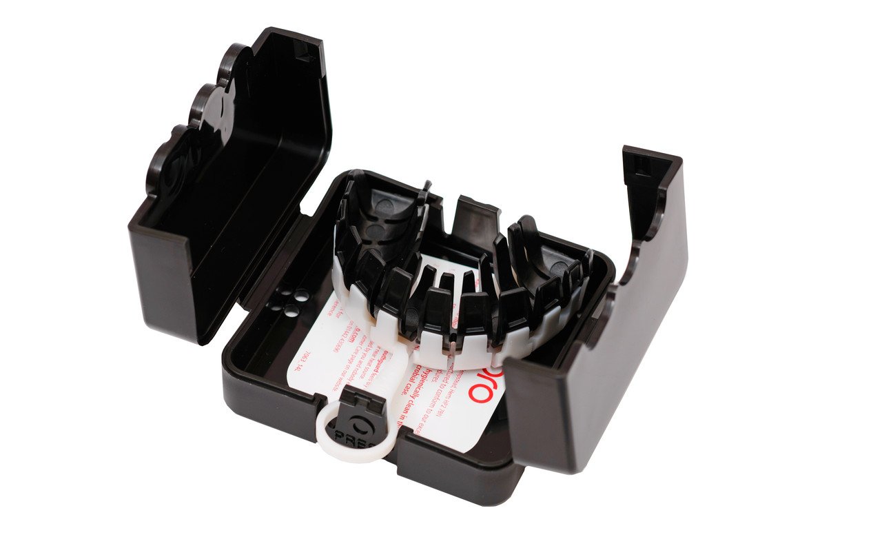 Капа OPRO Power-Fit Bling-Teeth Series Black/White фото товара