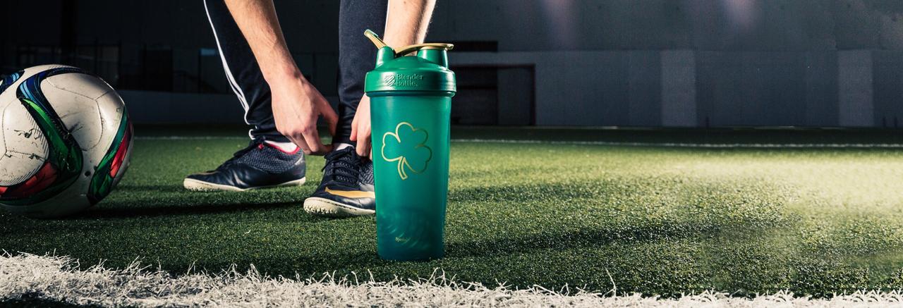 Спортивный шейкер BlenderBottle Classic Loop 820ml Special Edition  Gold Green (ORIGINAL) фото товара