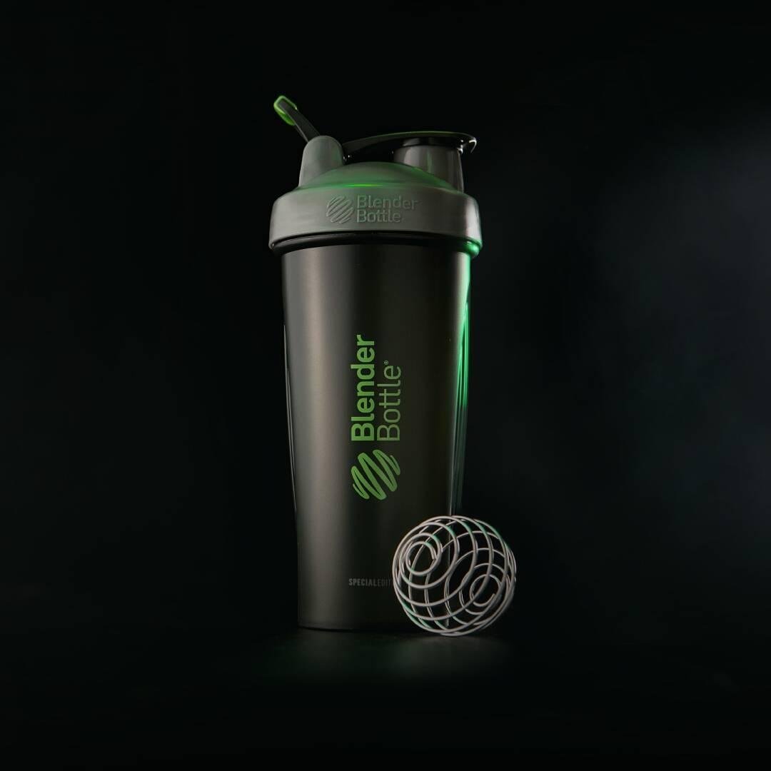 Спортивный шейкер BlenderBottle Classic Loop 820ml Special Edition Phantom (ORIGINAL) фото товару