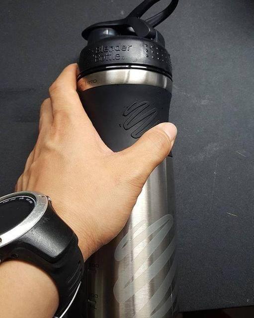 Спортивная бутылка-шейкер BlenderBottle SportMixer Stainless Steel Black 820мл (из нержавеющей пищевой cтали) фото товара