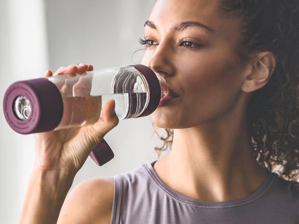 Спортивная бутылка-шейкер BlenderBottle Mantra Glass Plum (СКЛО) 600мл (ORIGINAL) фото товара