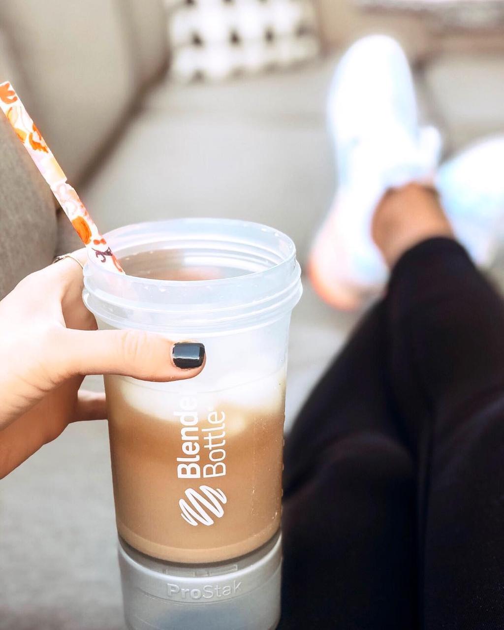 Шейкер спортивный BlenderBottle ProStak 650ml с 2-мя контейнерами White (ORIGINAL) фото товару