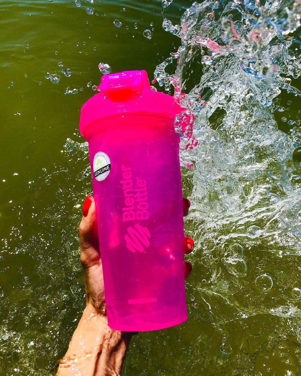 Спортивный шейкер BlenderBottle Classic Loop 820ml Special Edition Pink (ORIGINAL) фото товару