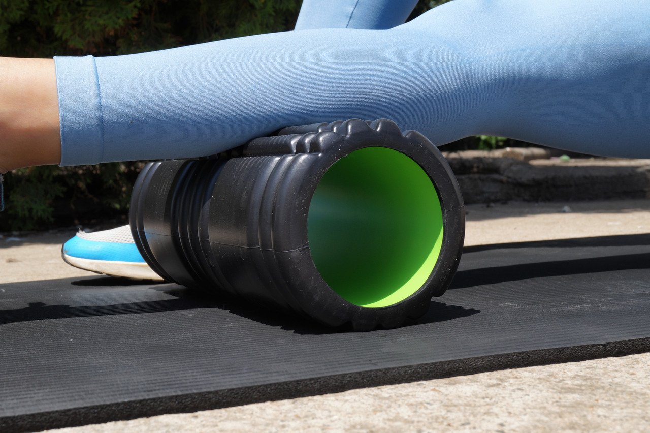 Роллер масажный Power System Fitness Foam Roller PS-4050 Black/Green фото товару