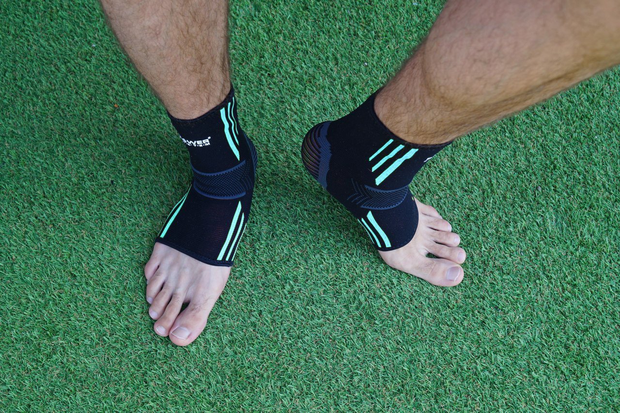 Эластический Голеностоп Power System Ankle Support Evo PS-6022 L Black/Blue фото товару