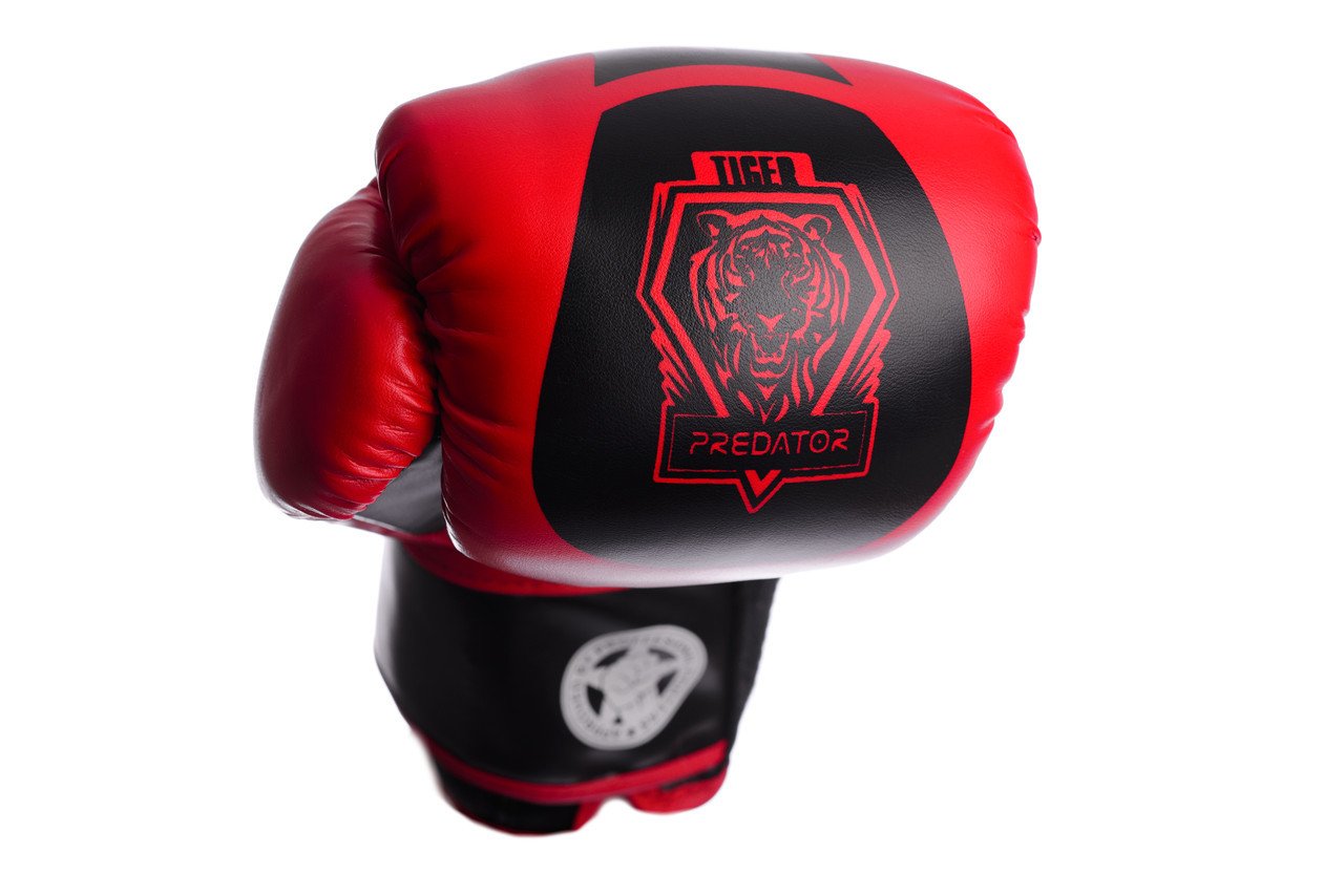 Боксерські рукавиці PowerPlay 3003 Червоно-Чорні 8 унцій фото товару