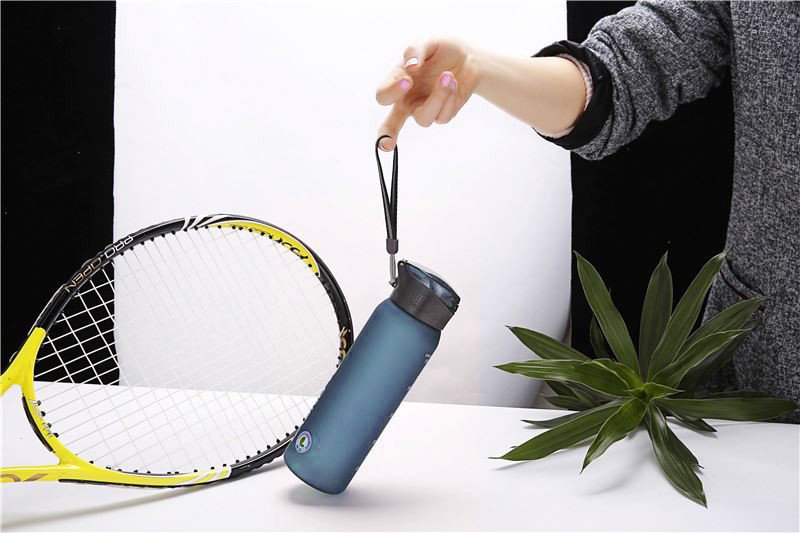 Пляшка для води CASNO 600 мл KXN-1196 Синя з соломинкою фото товару