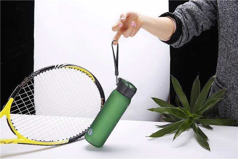 Пляшка для води CASNO 600 мл KXN-1196 Зелена з соломинкою фото товара