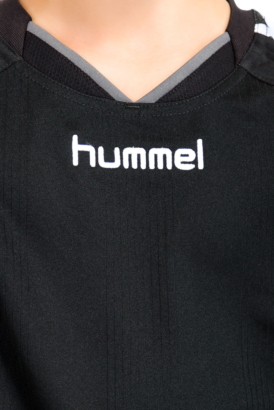 Футболка детская Hummel STAY AUTHENTIC POLY JERSEY черно-серая фото товара