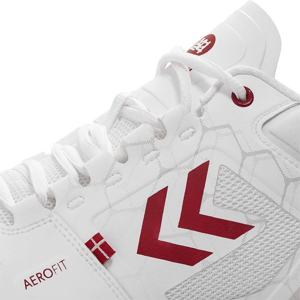Кроссовки игровые Hummel Aerocharge HB220 2.0 бело-красные фото товара
