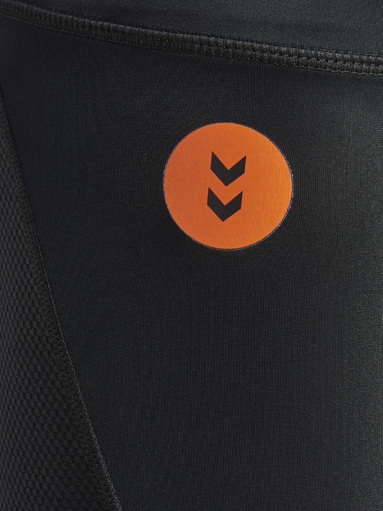 Шорты компрессионные Hummel FIRST COMPRESSION TIGHTS черные фото товара