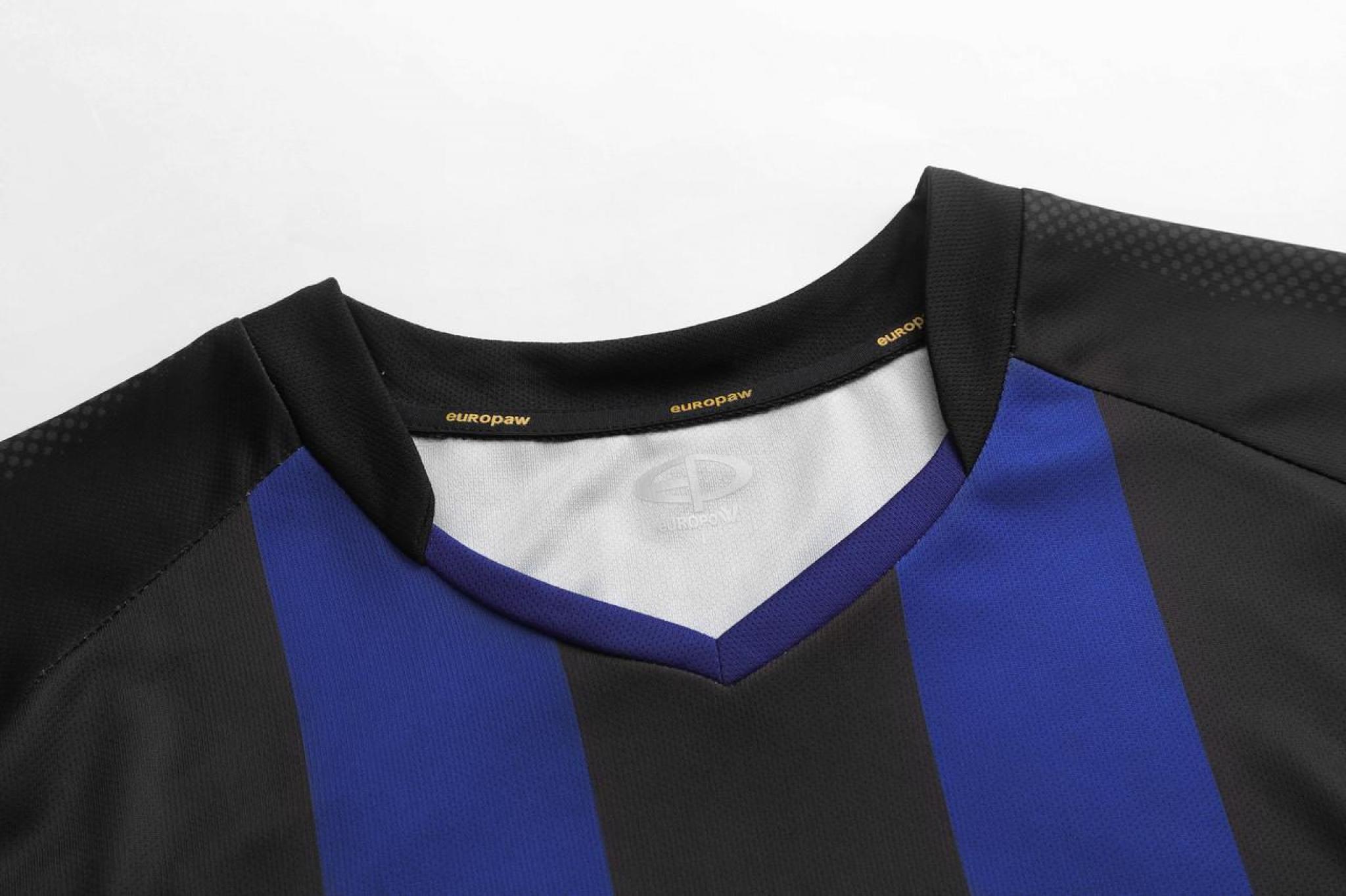 Футбольная форма Europaw 020 черно-синяя [L] фото товару