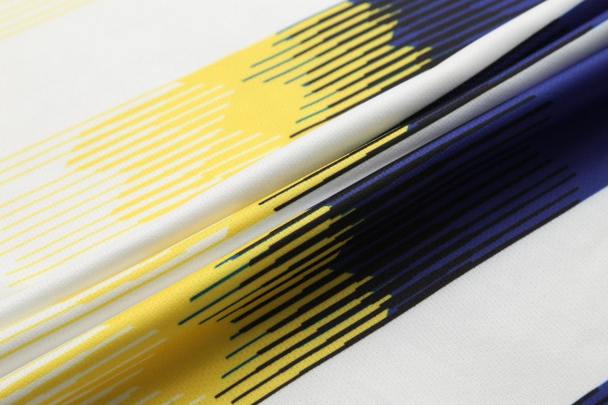 Футбольная форма Europaw 021 сине-желтая [XL] фото товару