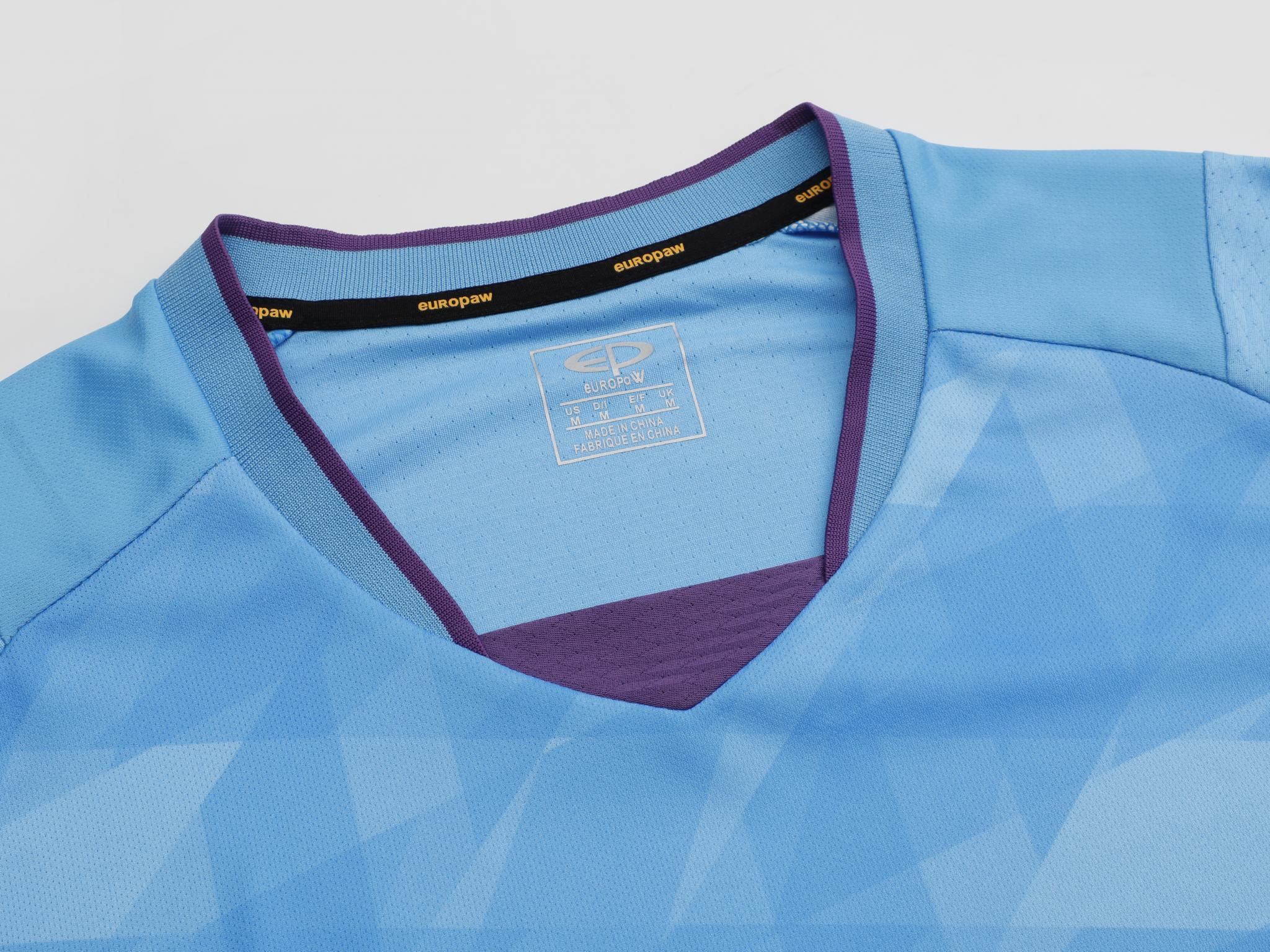 Футбольная форма Europaw 027 голубо-белая [XL] фото товару