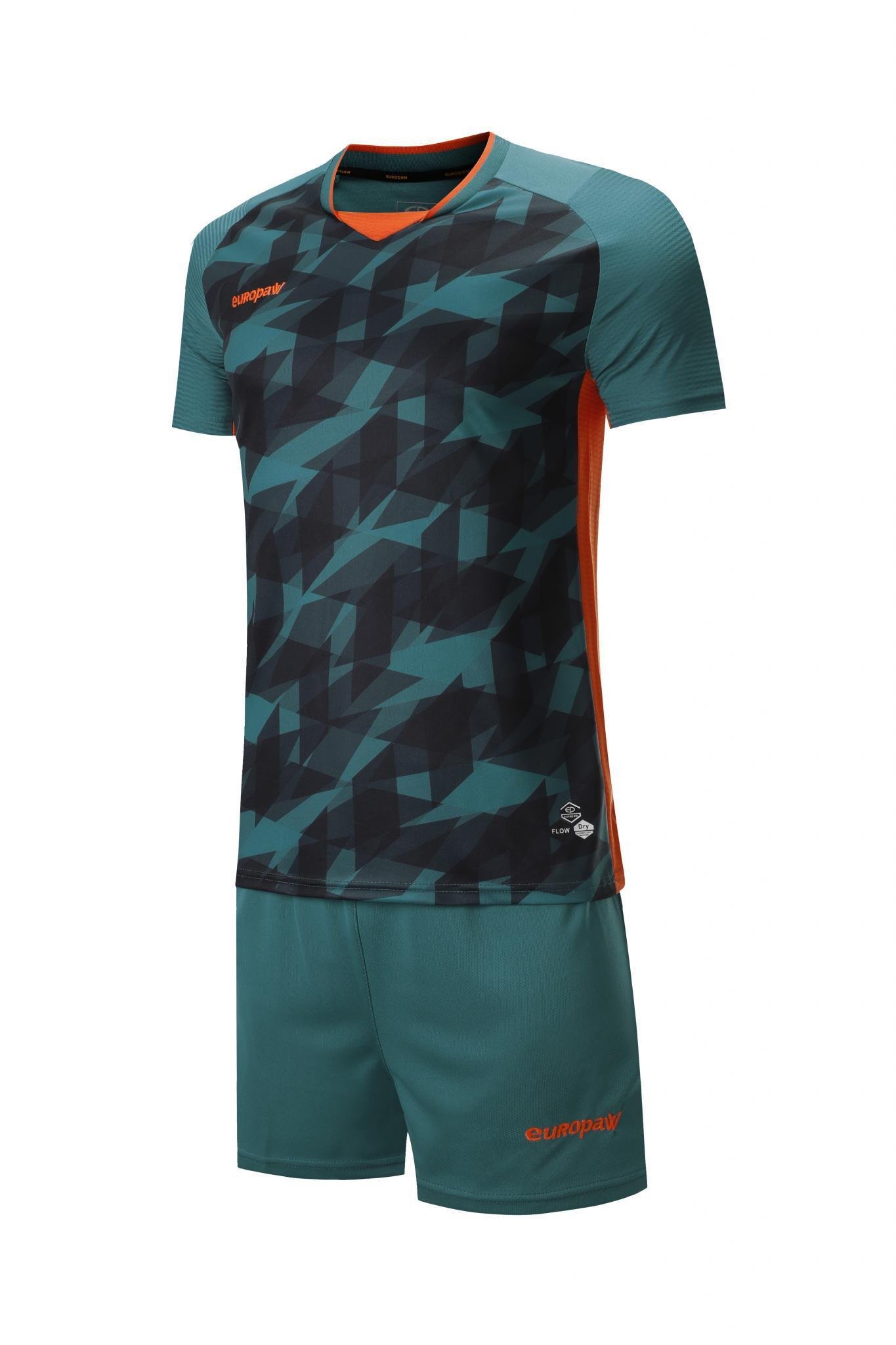 Футбольная форма Europaw 027 т.зелено-оранжевая [L] фото товару