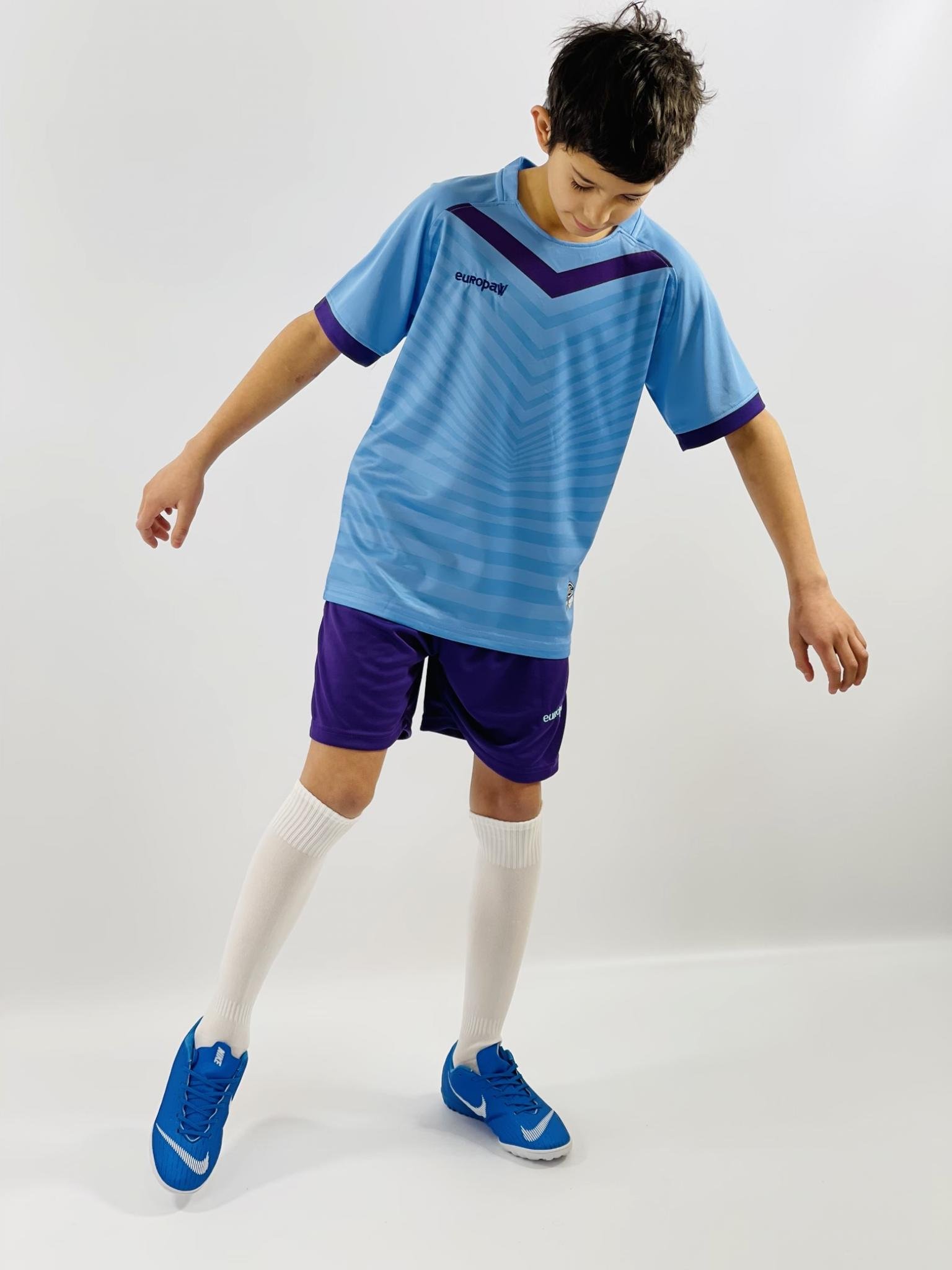 Футбольная форма детская (kid) Europaw 026 голубо-фиолетовая [XS] фото товару
