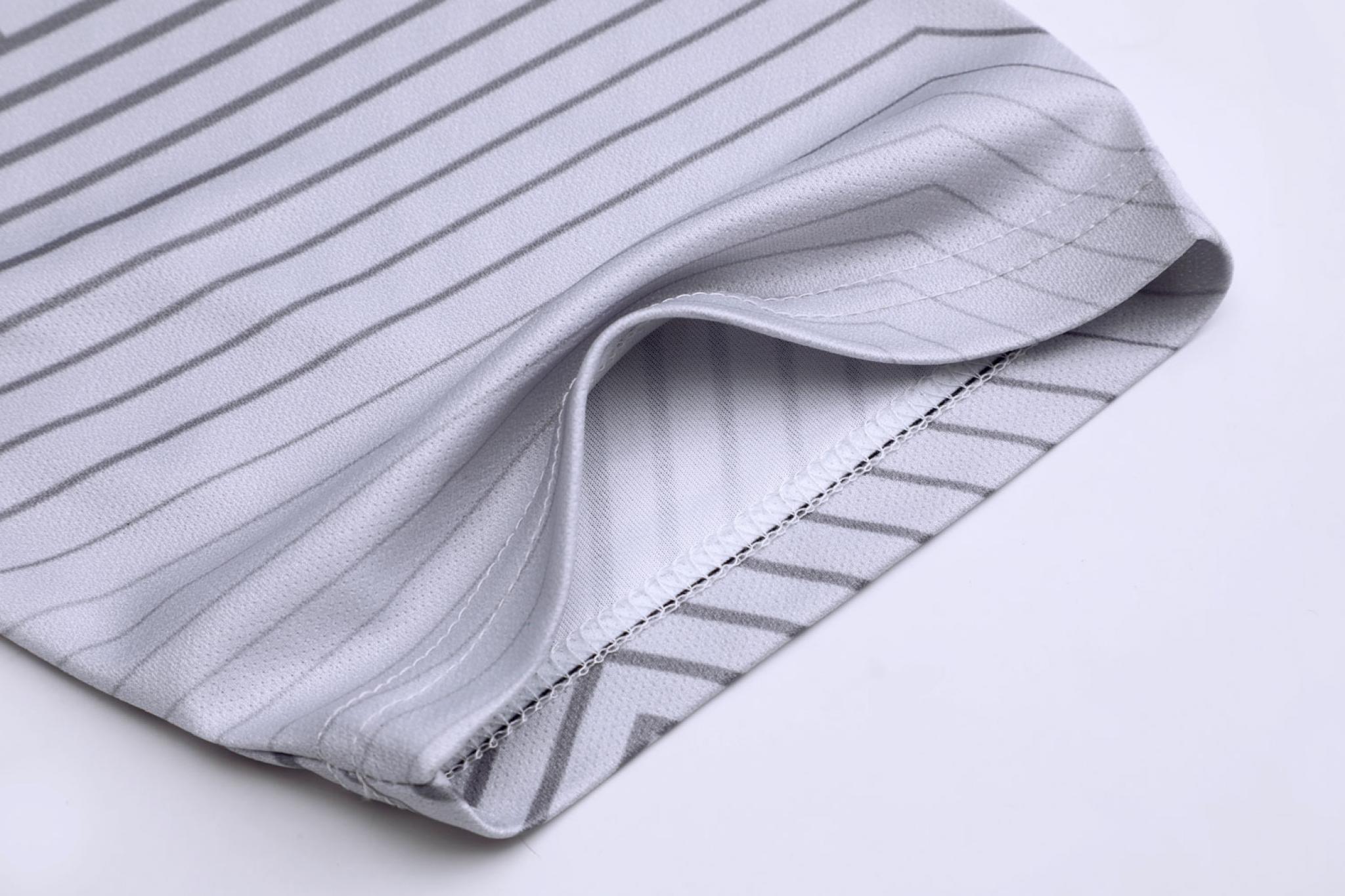 Футбольная форма Europaw 025 бело-серая [XL] фото товара