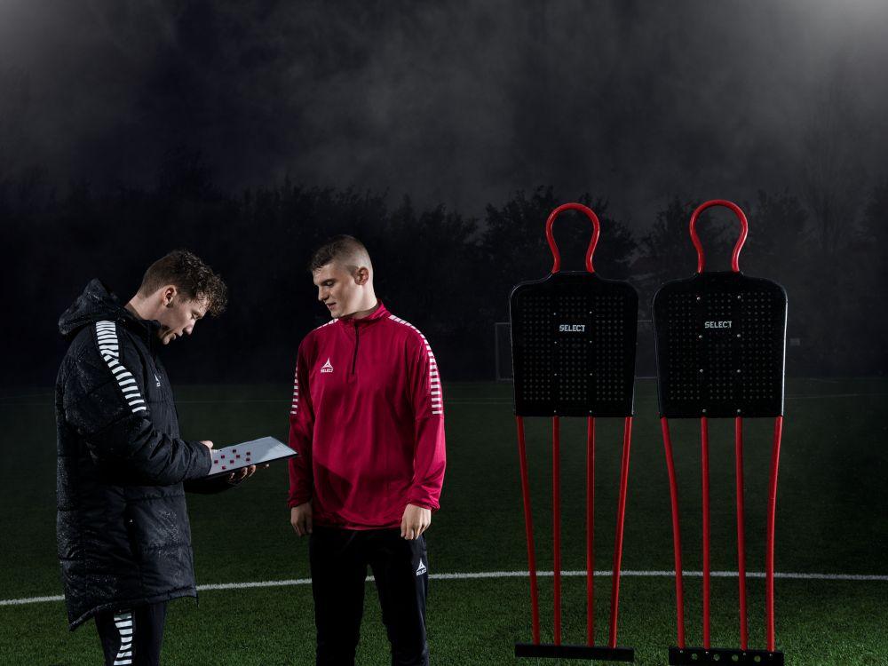 Манекен футболіста для тренувань SELECT Training/free kick figure  черв/чорн, 180 см фото товару