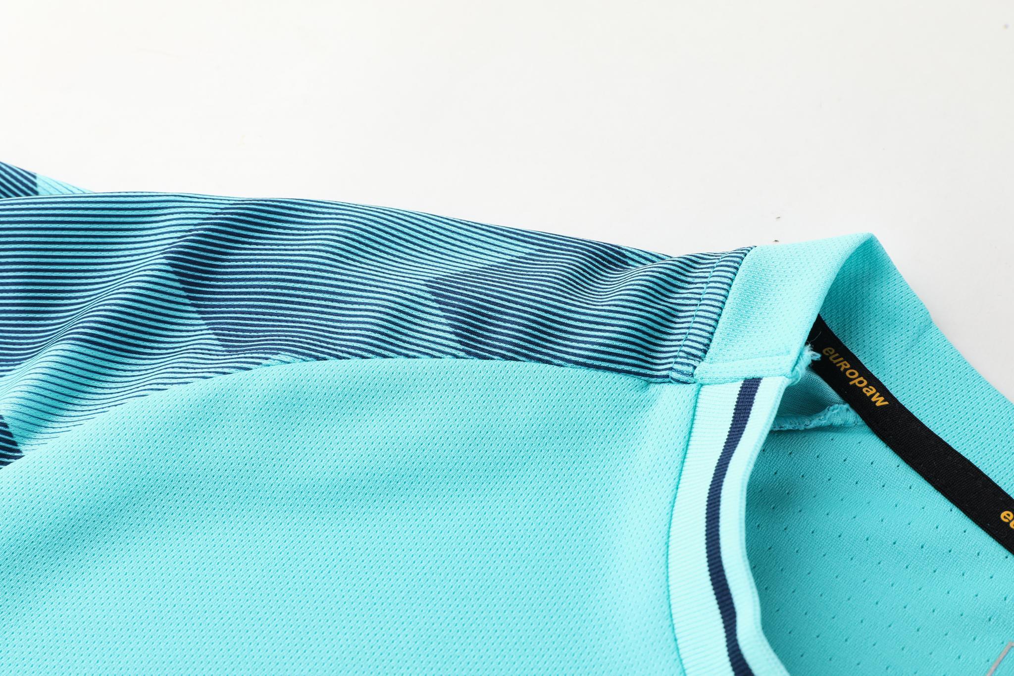 Футбольна форма Europaw 028 Classic light бирюзово-темно-синя [L] фото товару