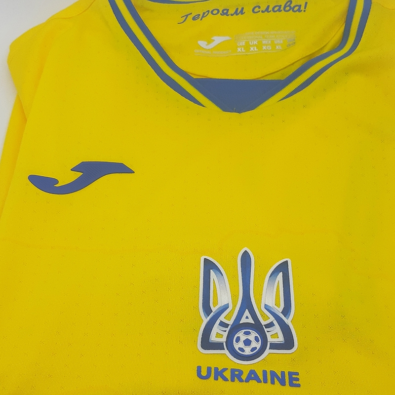 Футбольная футболка сборной Украины 2021 (желтая) фото товара