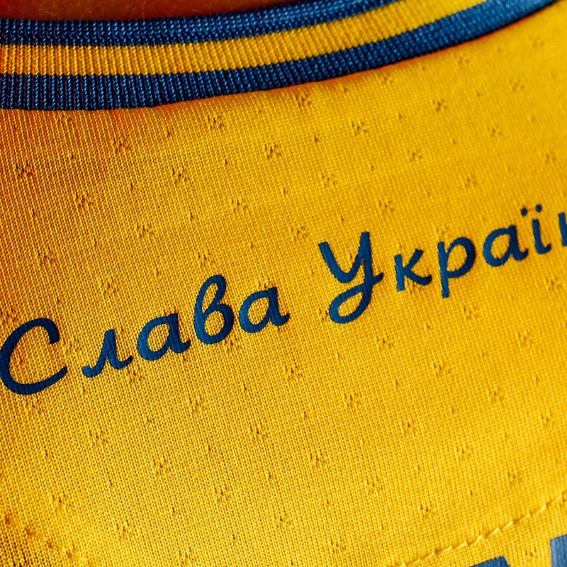 Футбольная футболка сборной Украины 2021 (желтая) фото товара