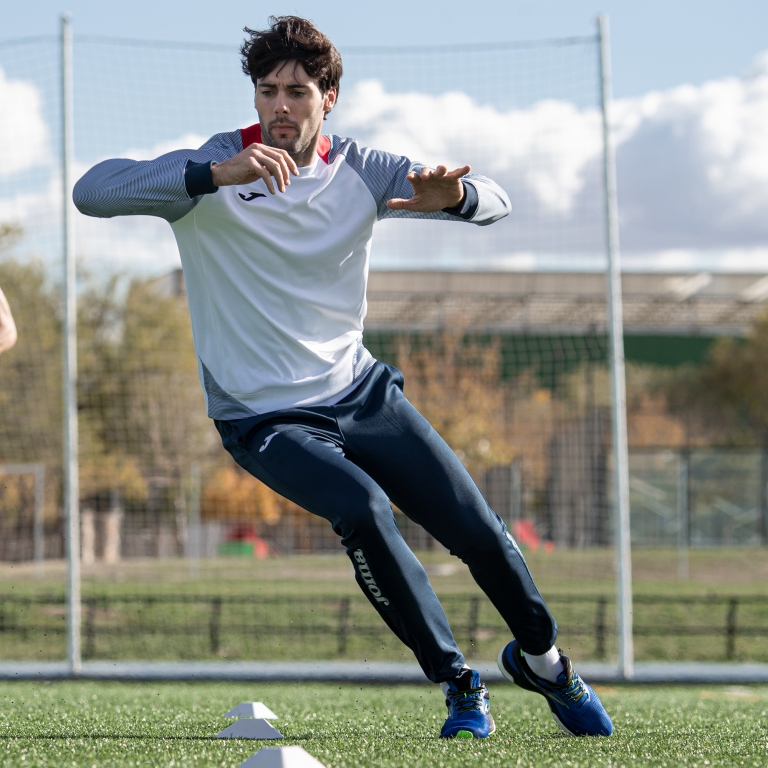 ТОЛСТОВКА essential ii БЕЛО-СИНЯЯ XL