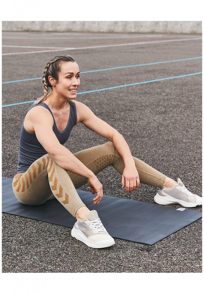 Кросівки REACH LX 600 210-487-9804-36 Дорослі Жіноча БЕЖ