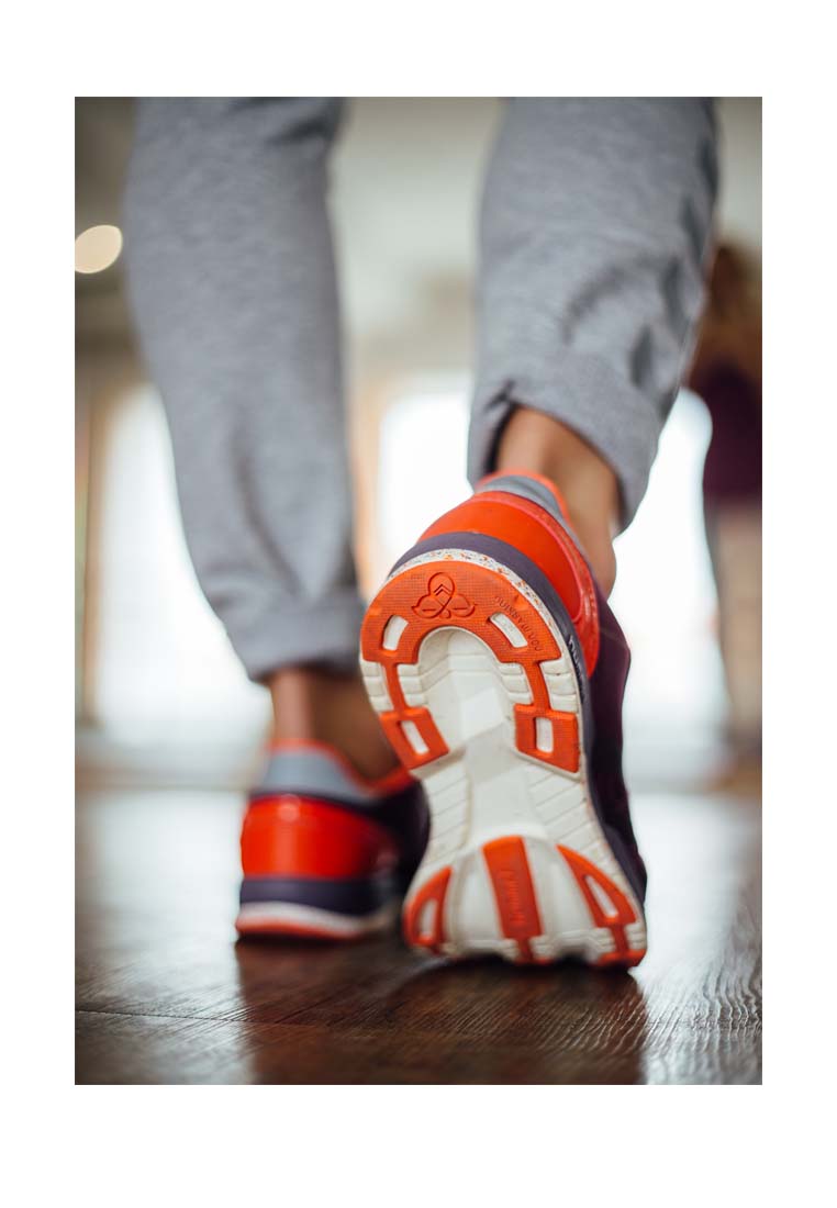 Кроссовки HUMMEL SPEEDSTAR 060-181-4073-37 Взрослые Женский ОРАНЖЕВЫЙ