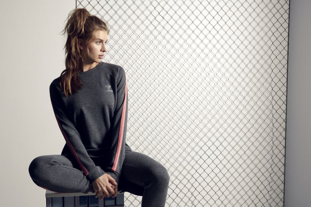 Світшоти HMLROVIC SWEATSHIRT 201-713-2007-M Дорослі Жіноча СІРИЙ
