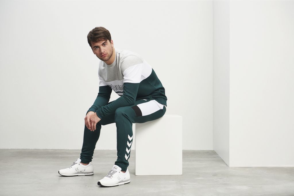 Світшоти HMLMATTI SWEATSHIRT 200-463-6712-S Дорослі Чоловіча ТЕМНО-ЗЕЛЕНИЙ
