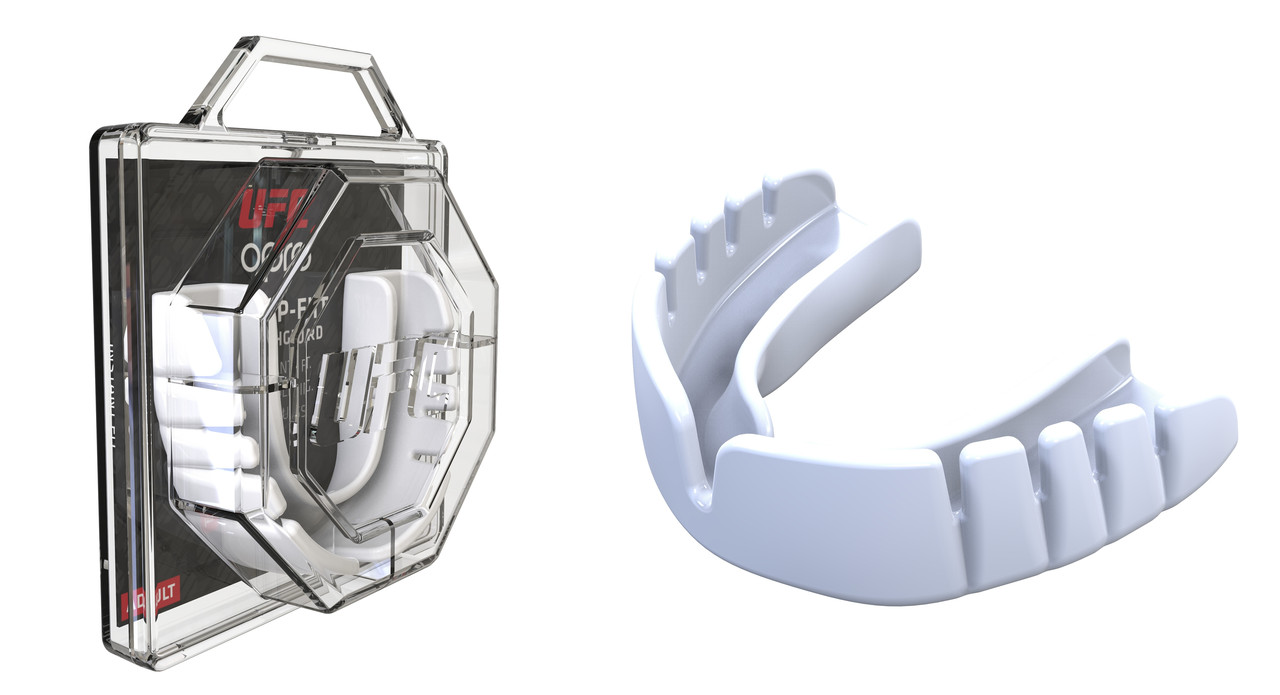 Капа OPRO Junior Snap-Fit UFC Hologram White (art.002263002)